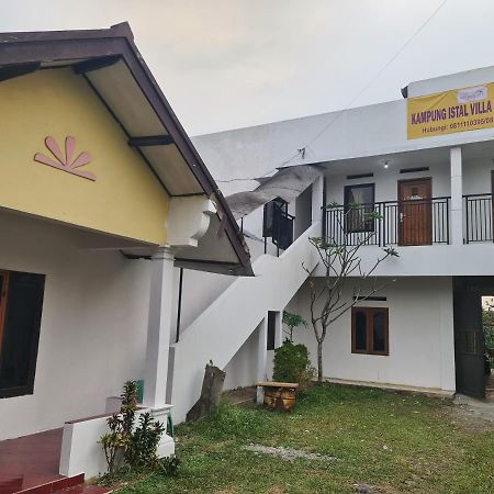 Kampung Istal Villa Pamijahan Богор Экстерьер фото