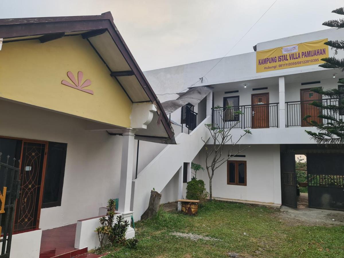 Kampung Istal Villa Pamijahan Богор Экстерьер фото