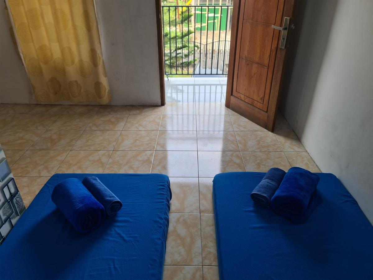 Kampung Istal Villa Pamijahan Богор Экстерьер фото